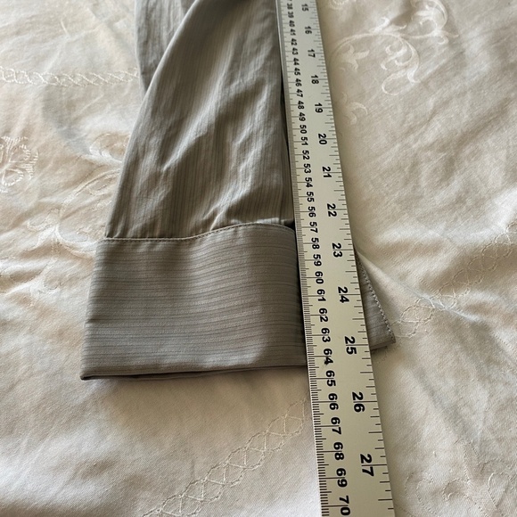 Calvin Klein Men's Silver/Gray Fine Textured Striped LS Button Up Dress Shirt XL - Picture 11 of 14